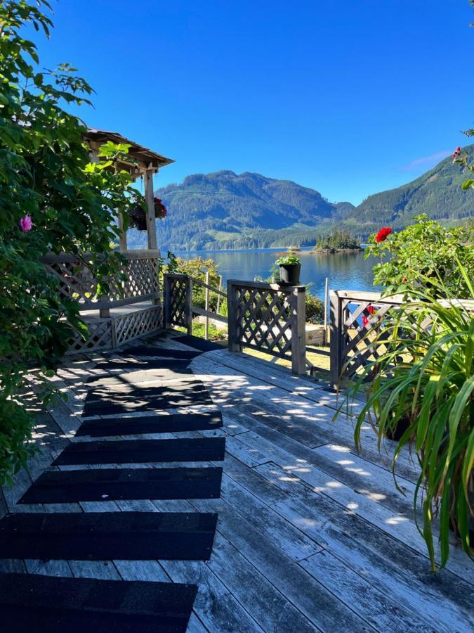 Frigon Suite -Waterfront Port Alice Exterior photo